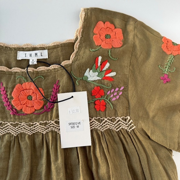 T H M L Women's NWT Embroidered Top size M - Picture 7 of 10